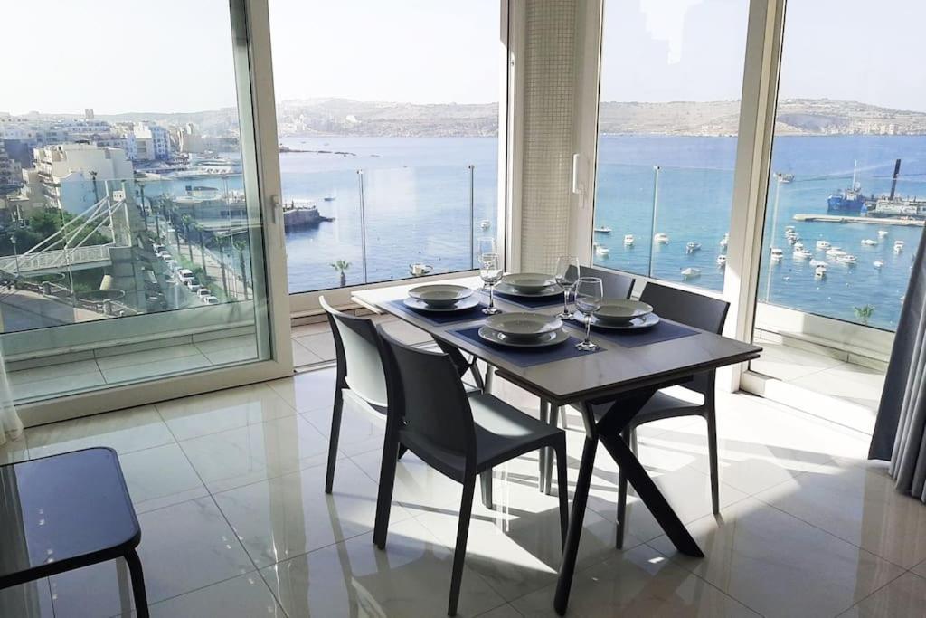 New Seafront Apartment - Spectacular Views St. Paul's Bay Exterior photo