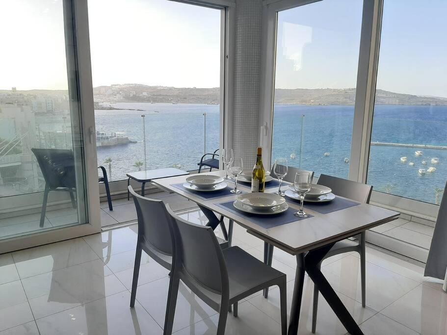 New Seafront Apartment - Spectacular Views St. Paul's Bay Exterior photo